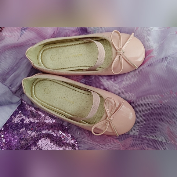💥EUC GIRLS DRESS SHOES - Picture 4 of 11